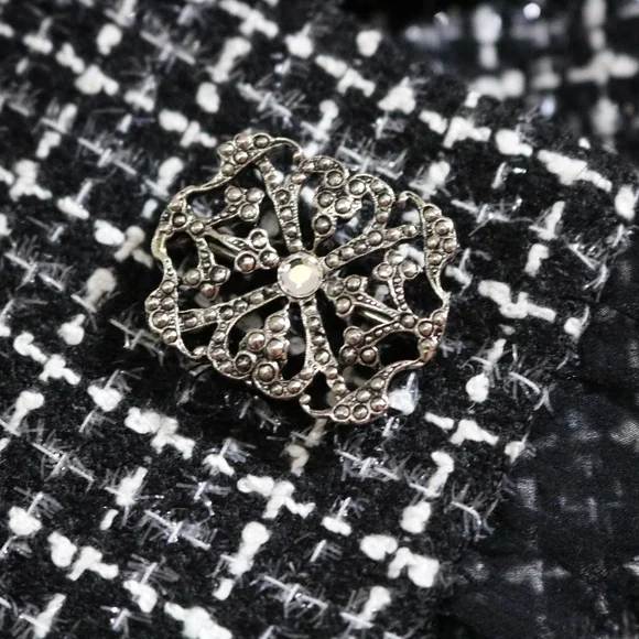 Laundry By Shelli Segal Black and White Houndstooth Blazer - Picture 6 of 7